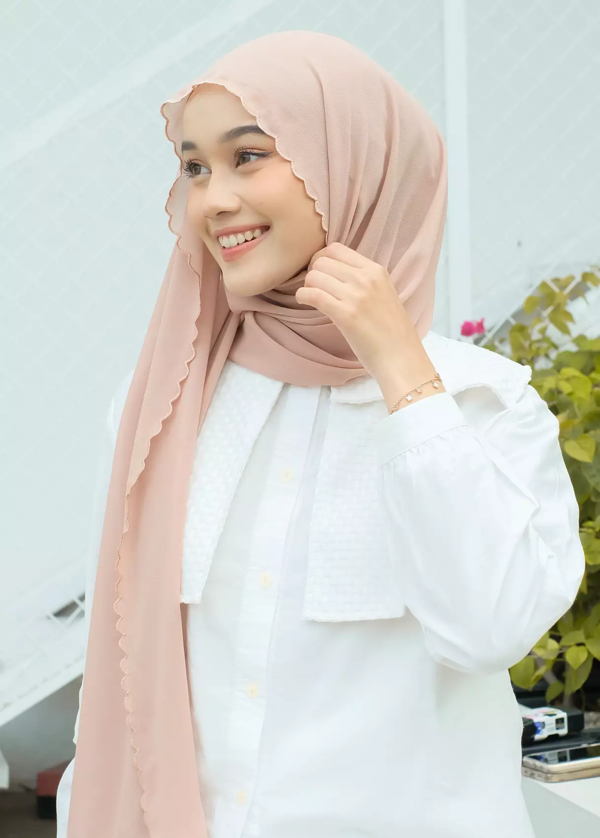 Dyna Classic Shawl Soft Nude