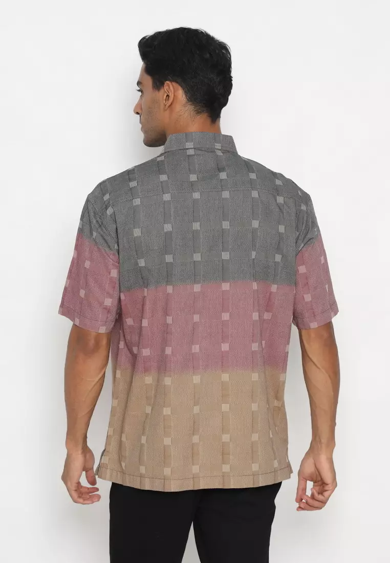 POLICE Kemeja Border Printing Regular Fit Pria