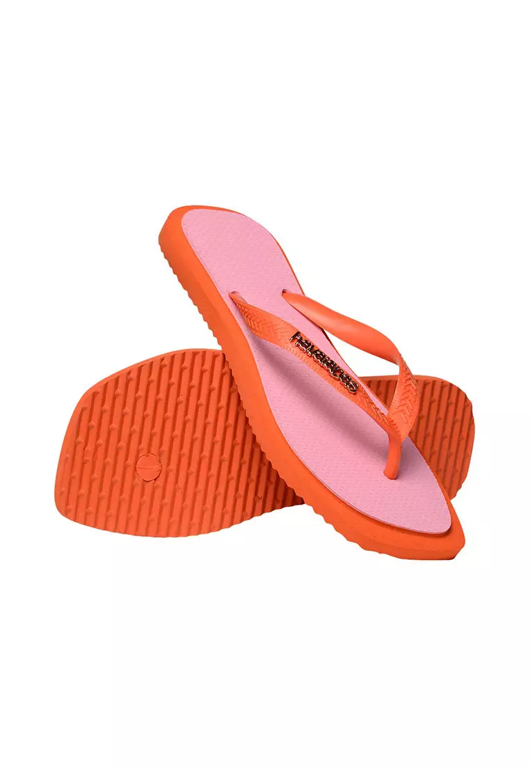 Top Square Fusion Flip Flops