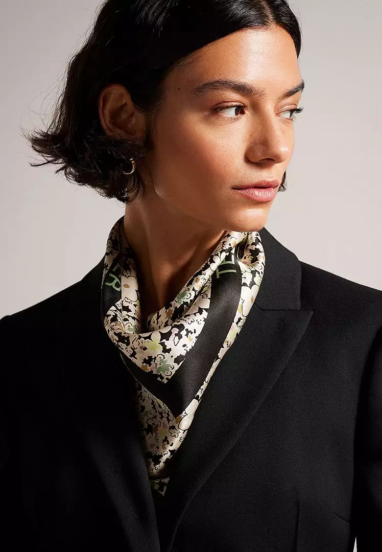 black ted baker scarf