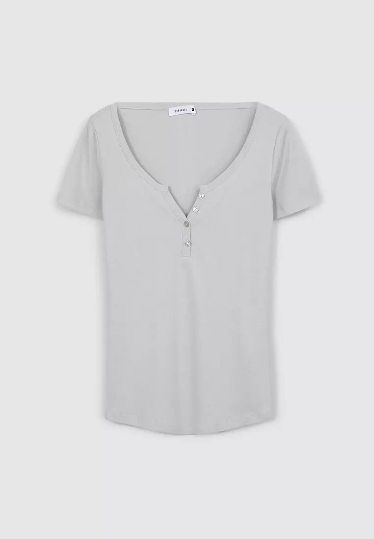 Woman Short-Sleeved T-Shirt