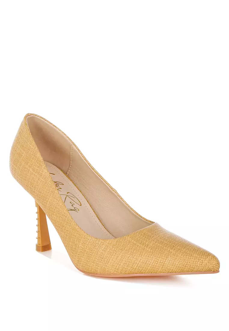 Pointy Toe Pumps in Beige