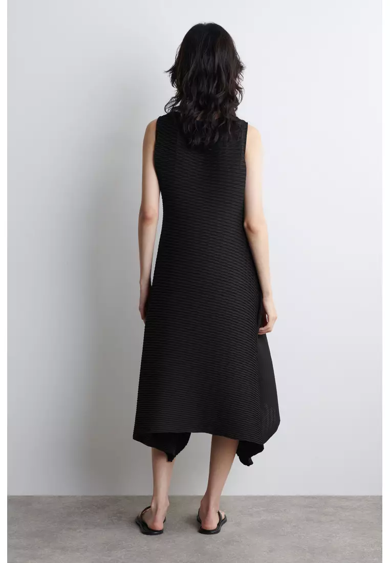 VOLUMINOUS PLEATED MIDI DRESS