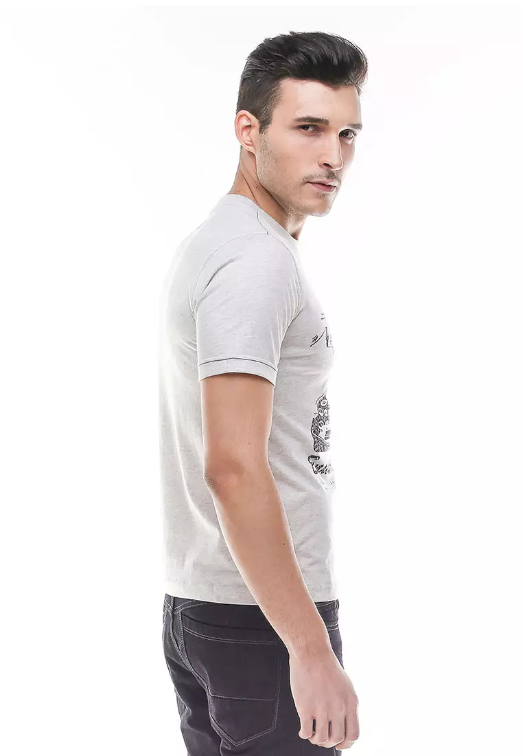 Johnwin - Kaos Casual - Kaos Pria - T Shirt - Classic - Abu - Slim Fit - ATS.622.M094.01.C