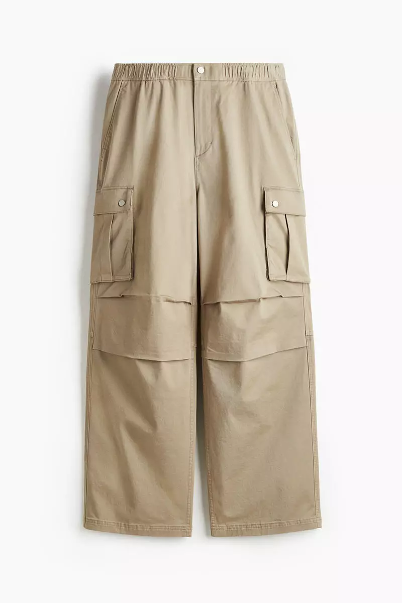 Loose Fit Cargo trousers
