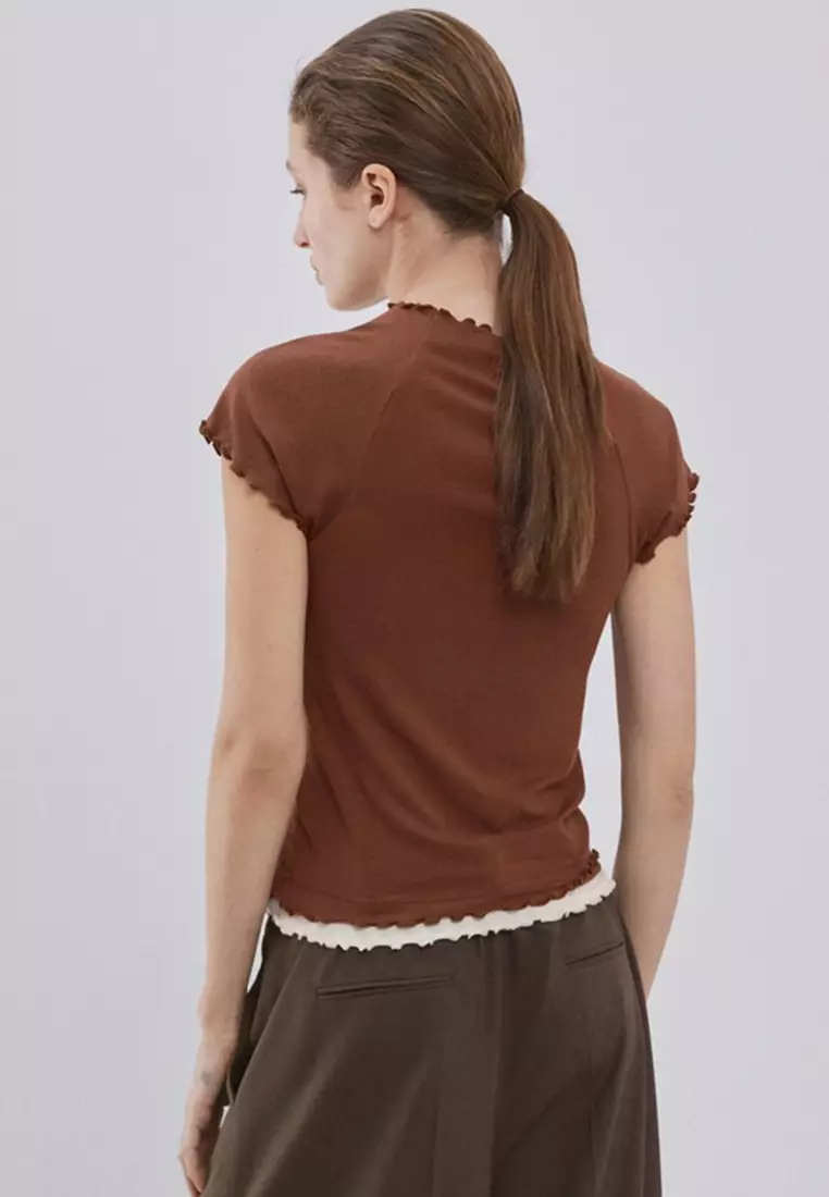 Contrasting T-Shirt