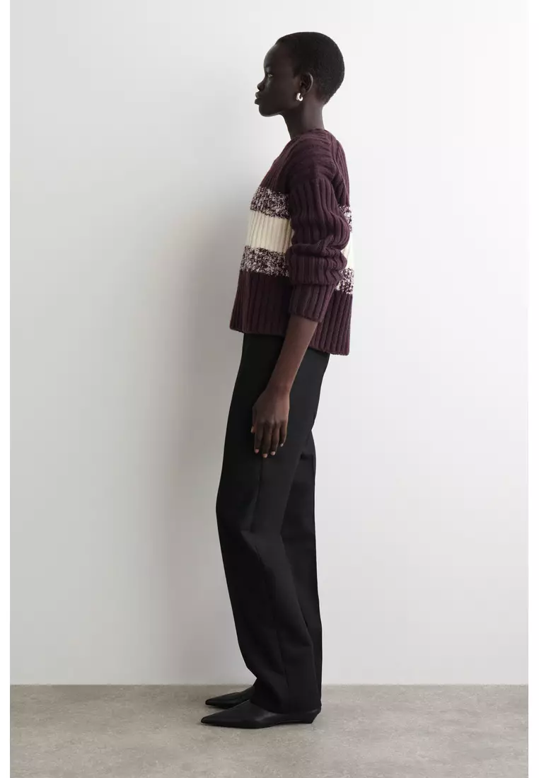 TEXTURED MERINO WOOL V-NECK JUMPER