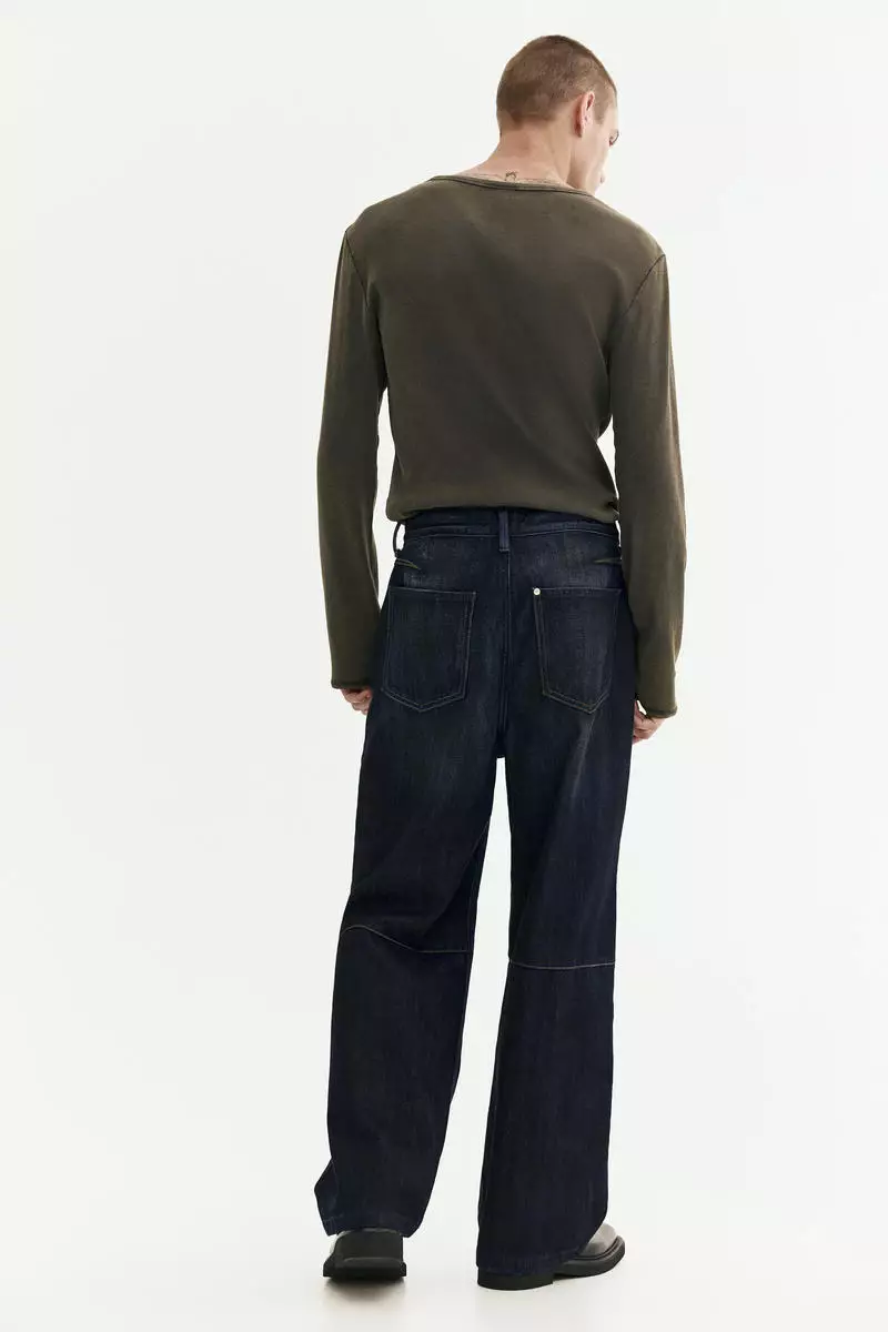 Baggy darted jeans