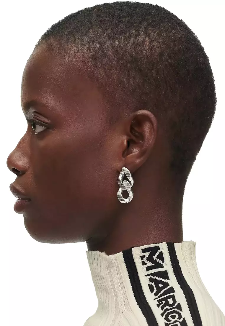 The Monogram Chain Link Earrings in Light Antique Silver 2F3JER001J28