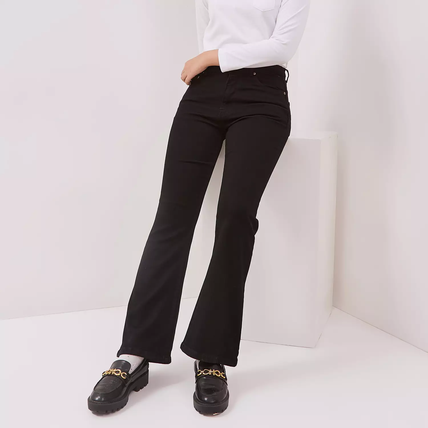 DUST Celana Vintage Cutbray Jeans Dista Black (D.3831)