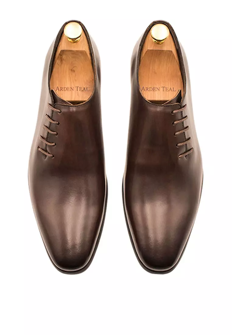 Buy Arden Teal Calzada Wholecut Walnut Oxford 2026 Online | ZALORA