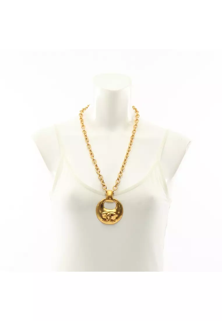 Pre-Loved Chanel coco mark necklace GP gold 93P