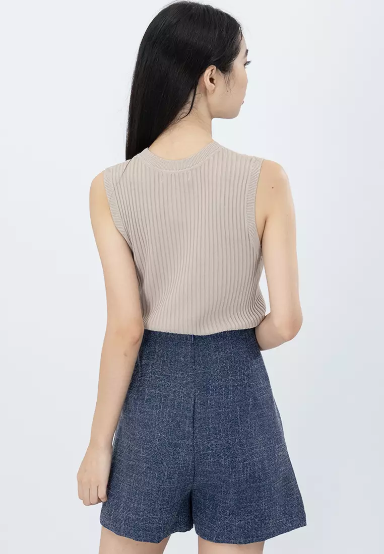 Knitted Sleeveless Basic Top