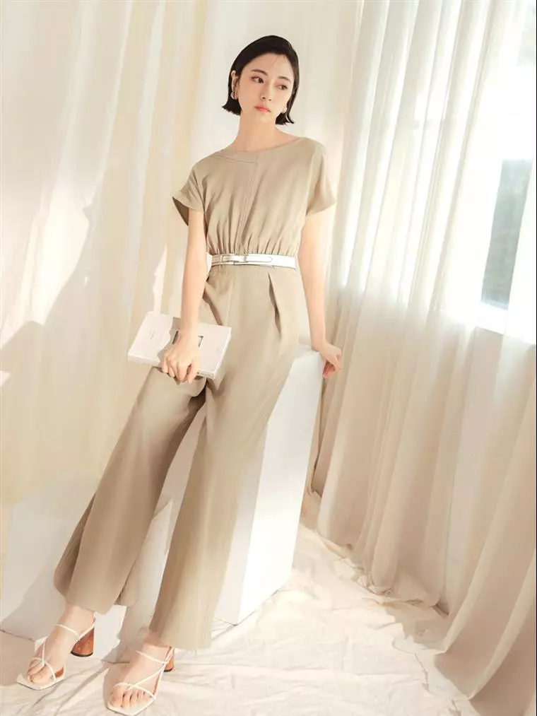 Contrasting flared jumpsuit