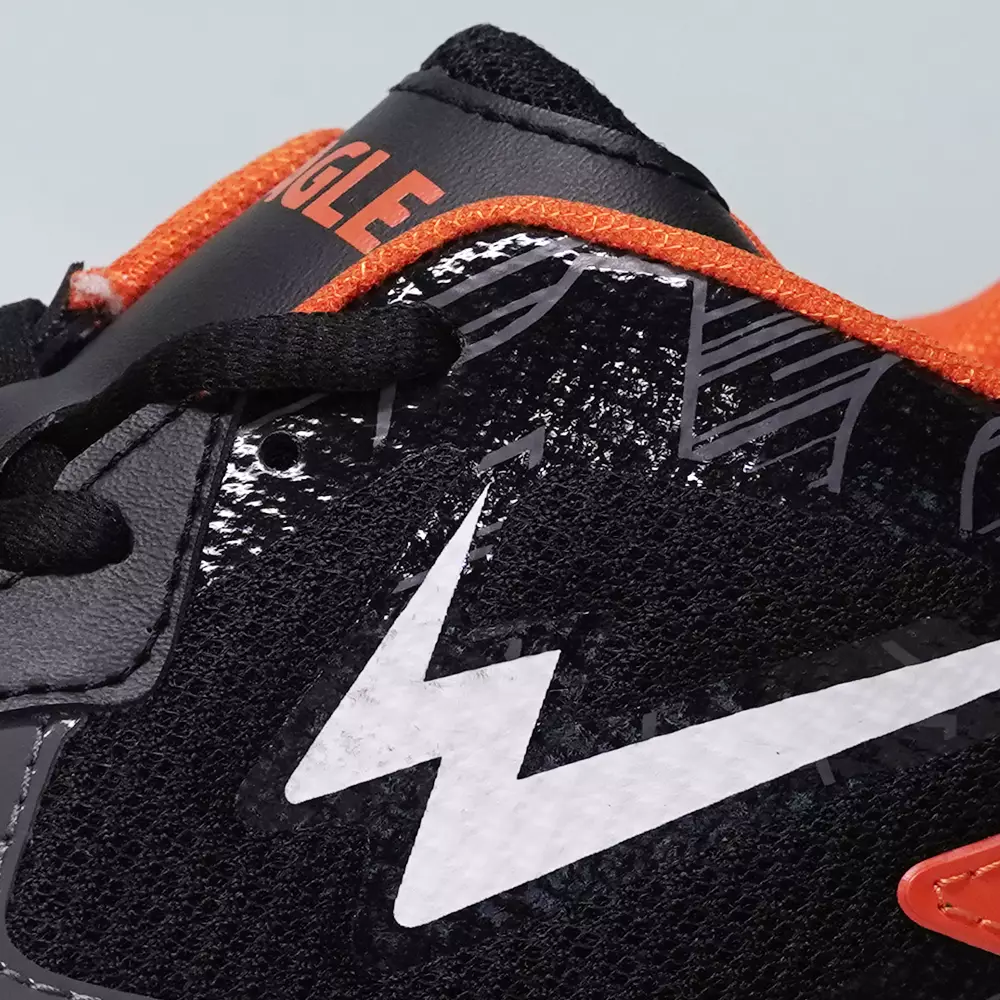 Eagle Sepatu Badminton SkyLine