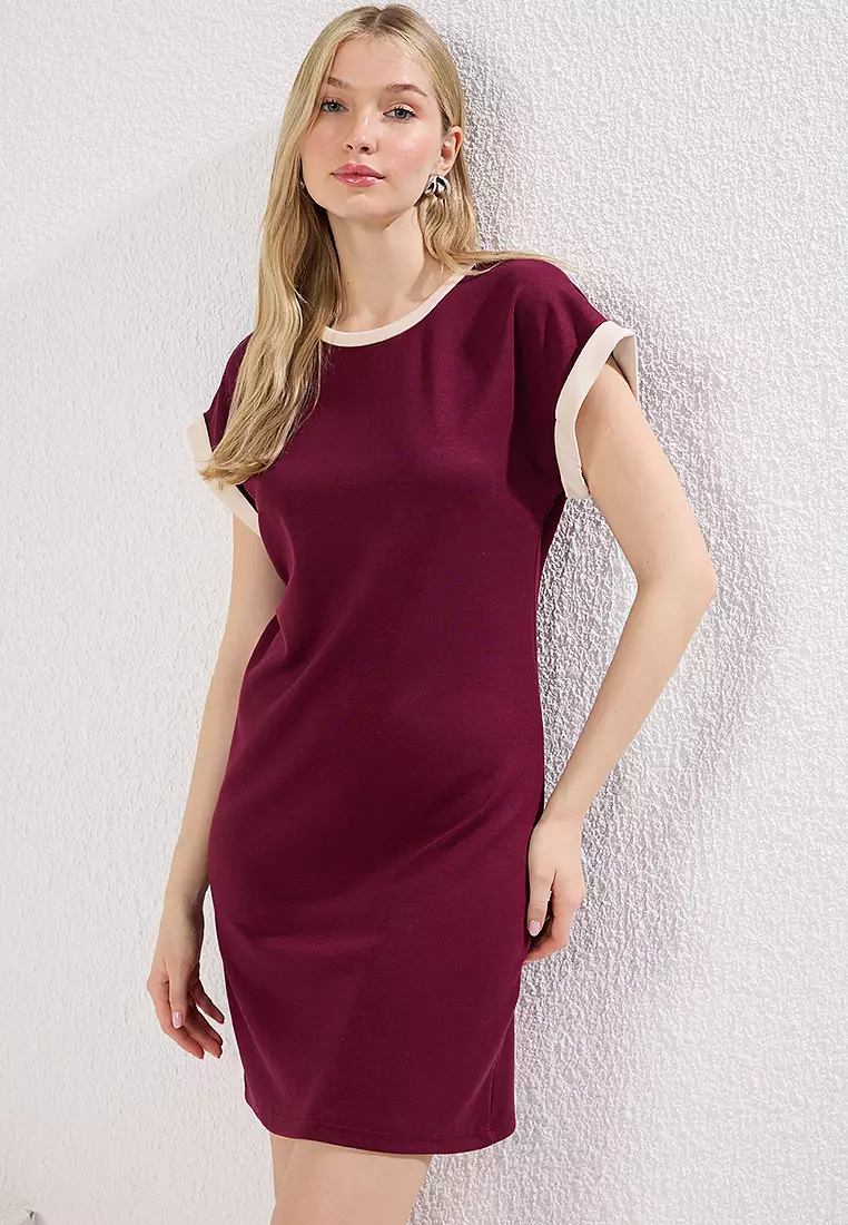 Buy Trendyol Burgundy Color Block Shift/Straight Cut Mini