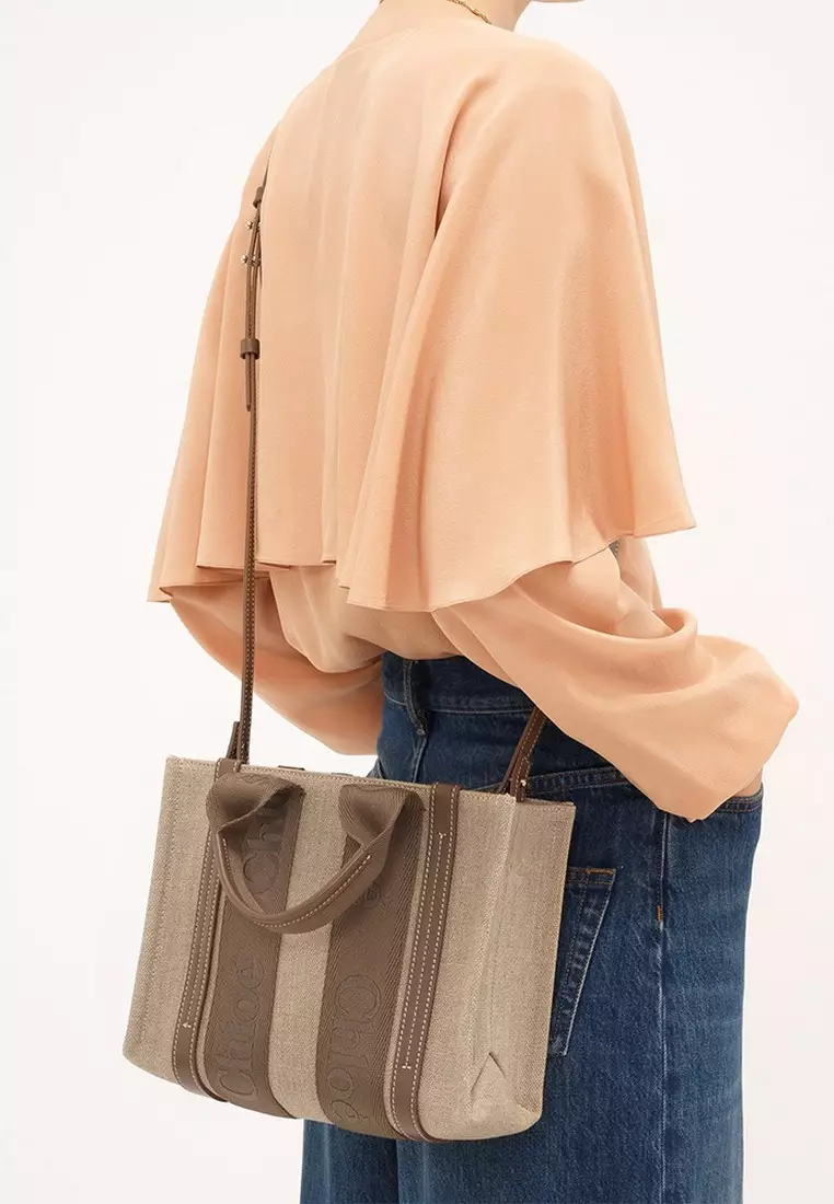 Small Woody Tote Bag in Dark Nut