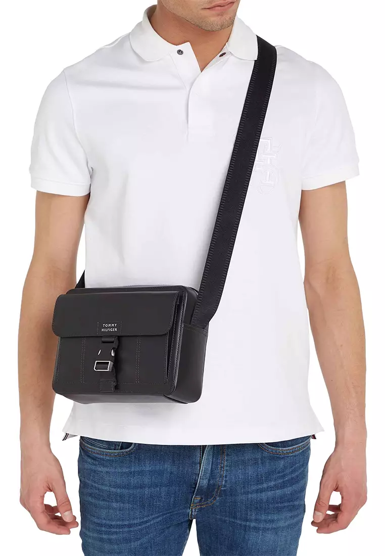 Tommy hilfiger sling shop bag for men