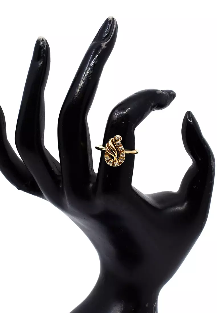 14K Yellow Gold Lady Ring with Diamonds