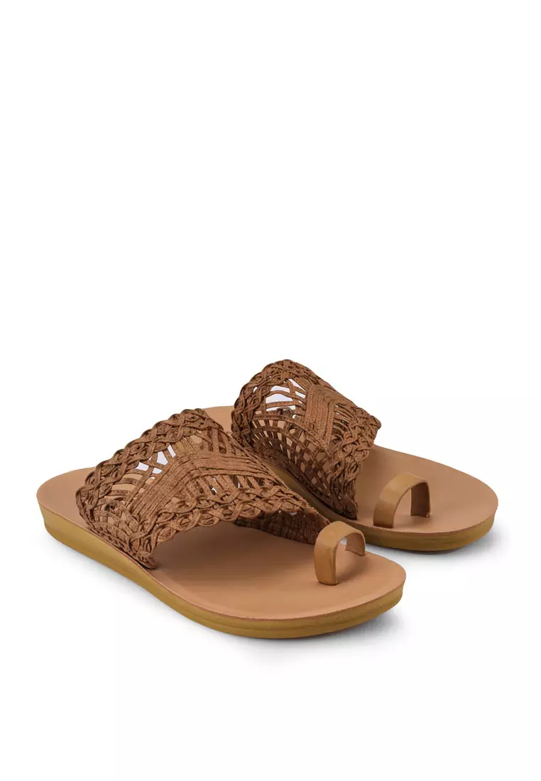 Weave Toe Ring Sandals