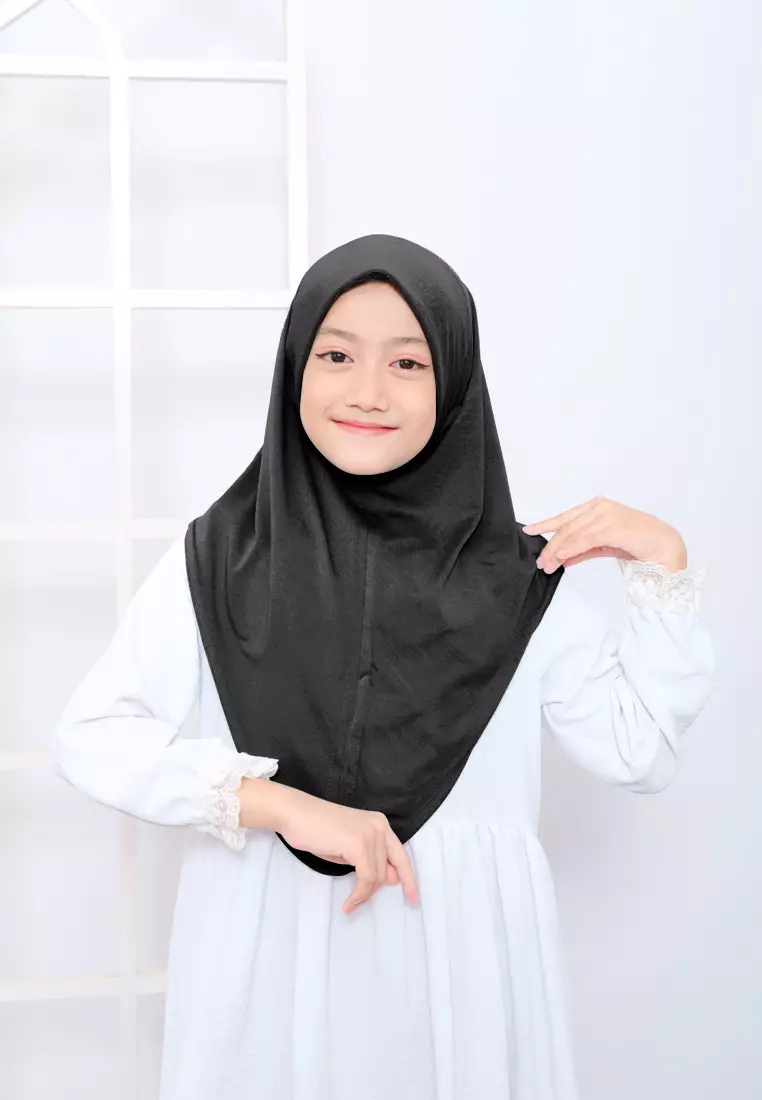 Cotton Bee - Hijab Instan Anak | Zura Tali Bergo Non Pad - Black - S