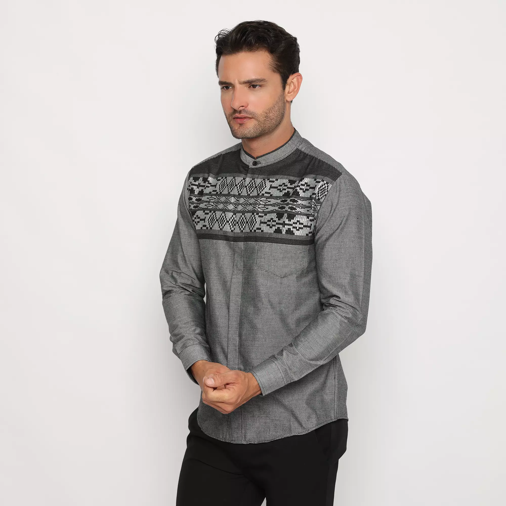 Platini Kemeja Koko Pria Lengan Panjang Katun Hitam 961166