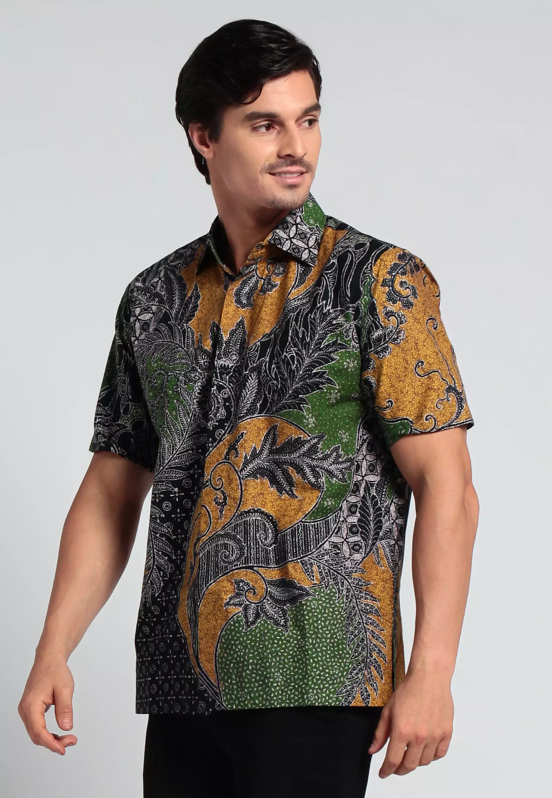 Hem Gnetum Gnemon Lengan Pendek slimfit