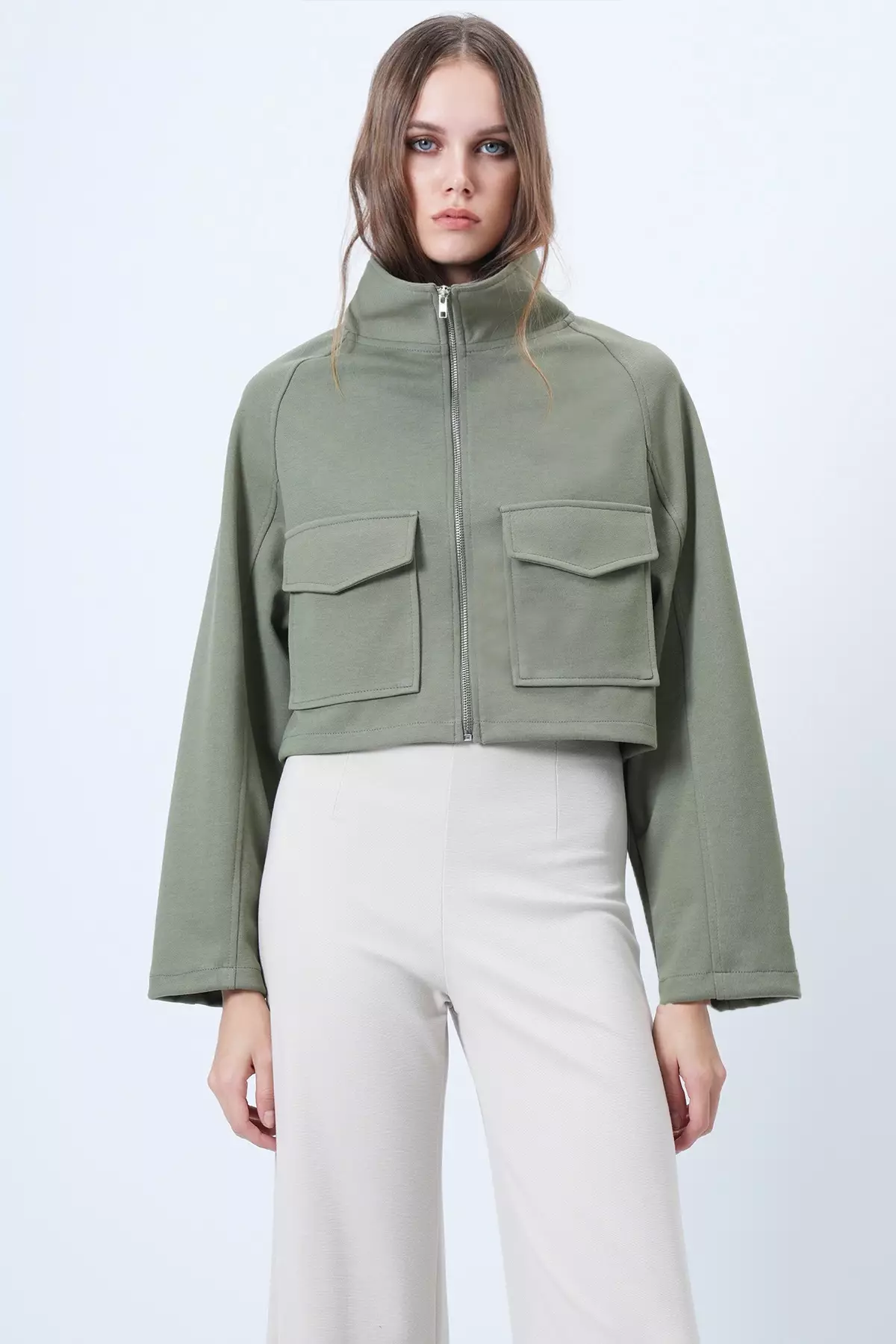 Women'S Khaki Stand Collar Double Pocket Raglan Sleeve Jacket Alc-X14409