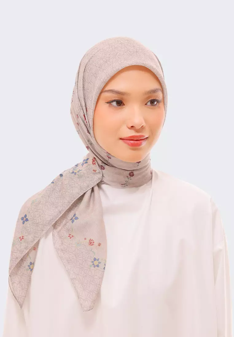 Ria Miranda Oat Perseane Scarf
