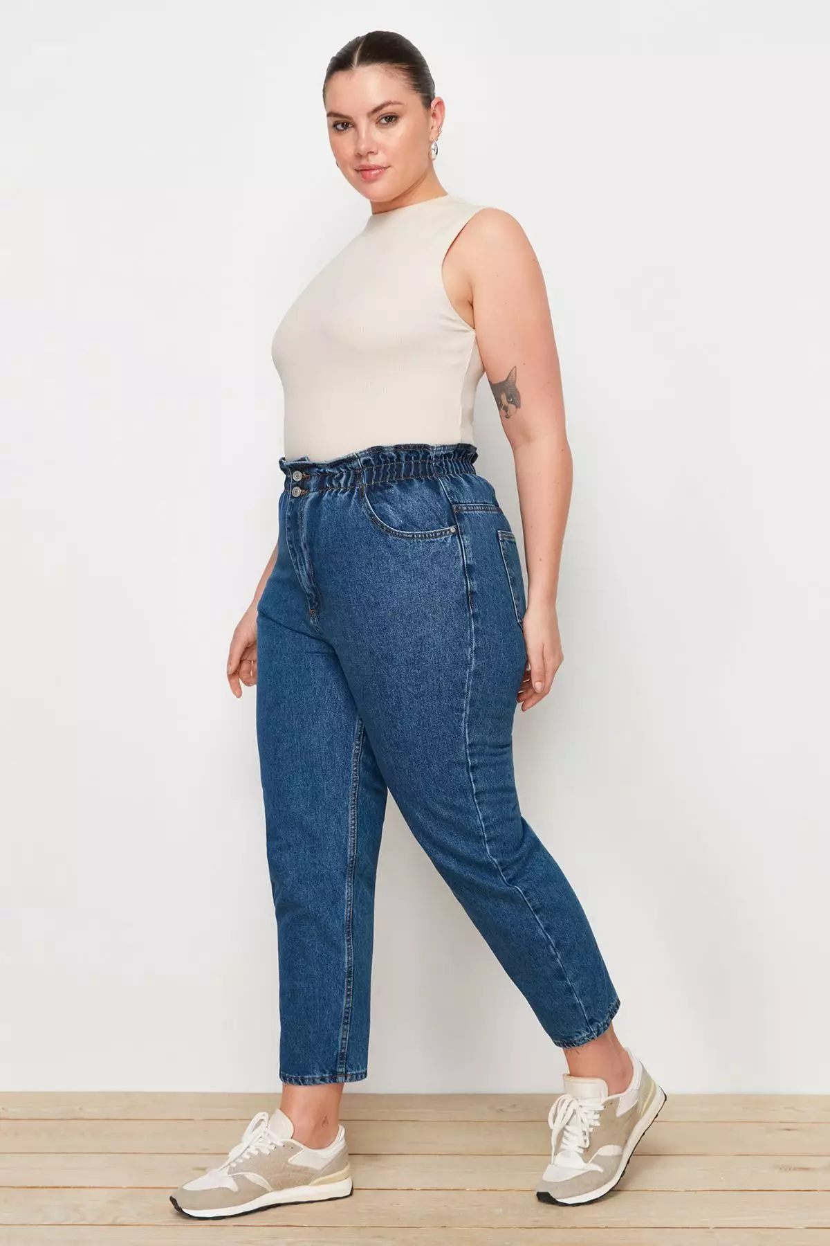 Plus Size High Elastic Waist Mom Jeans