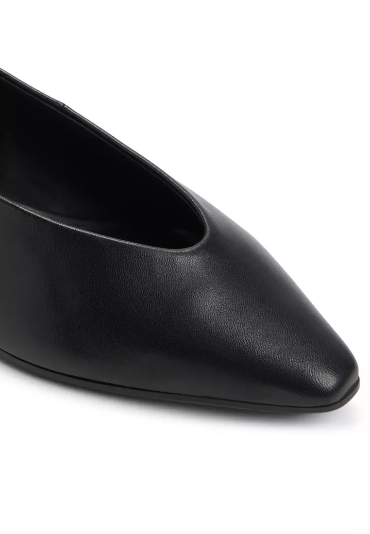 Zolita Ballerina Flats