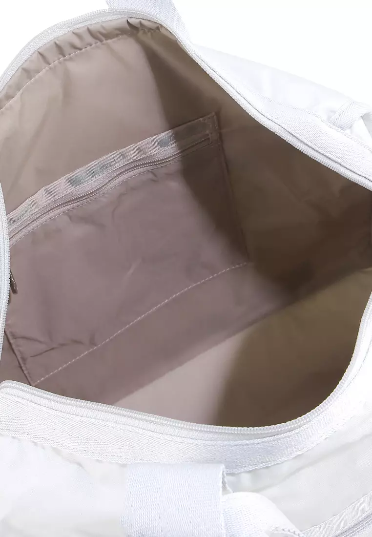 Deluxe Med Weekender