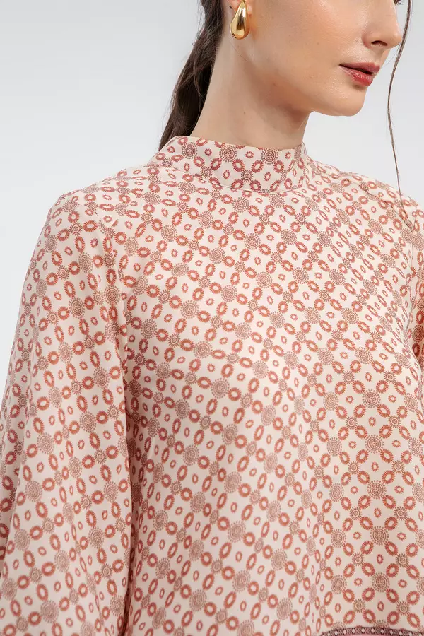 MINIMAL - Zaisa - Blus Motif Geometris Lengan Balon - Beige Warna Beige