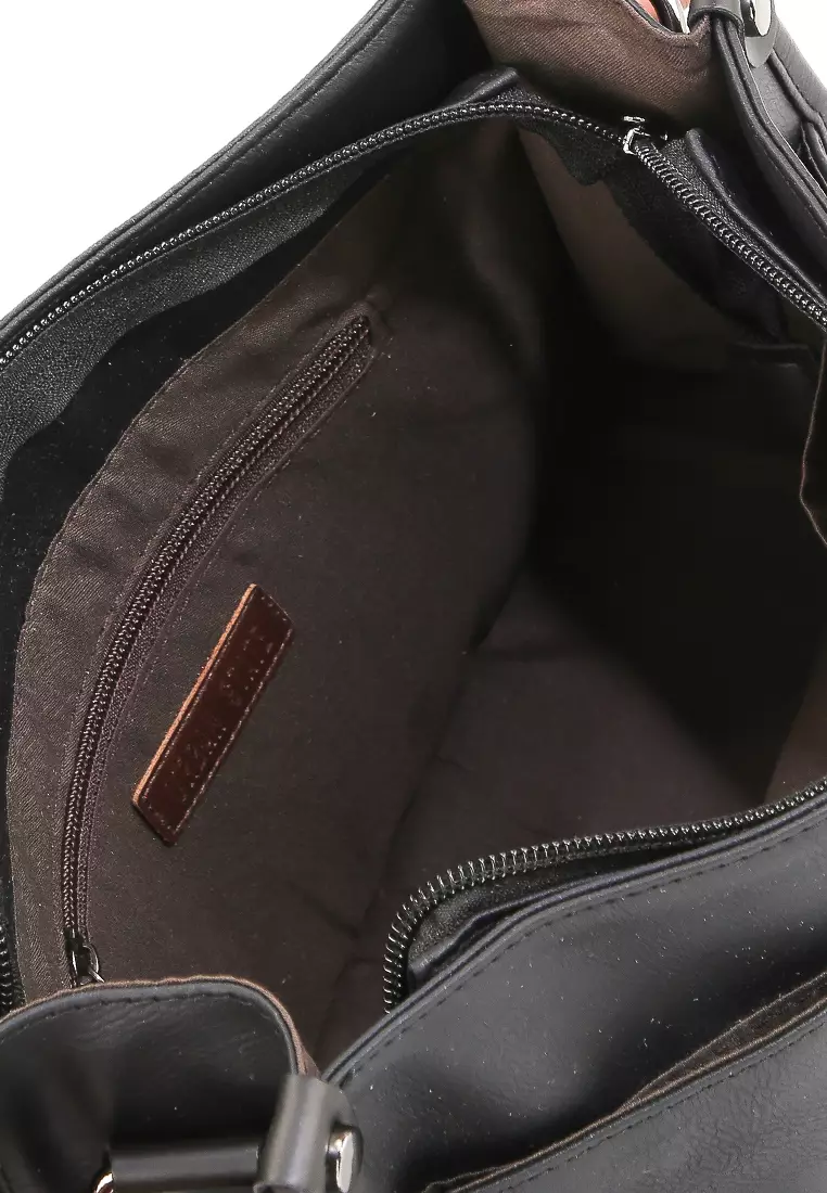 Distressed Leather Essential Crossbody Bag