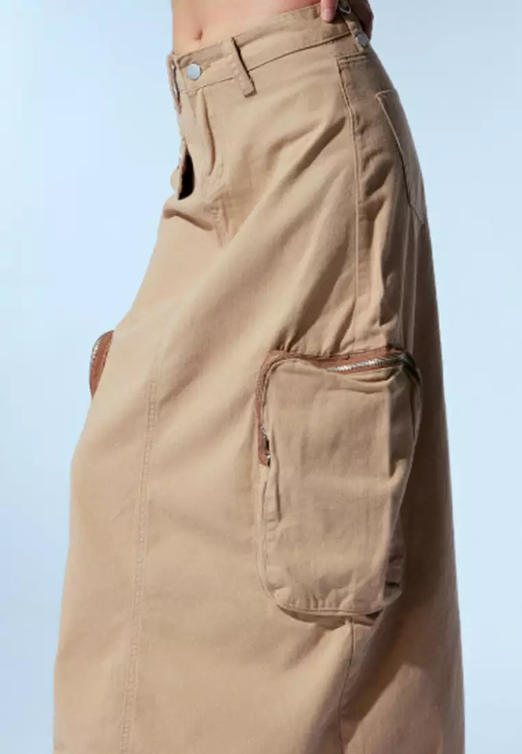 Side Cargo Pockets Maxi Skirt