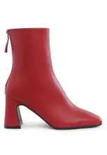 Merah