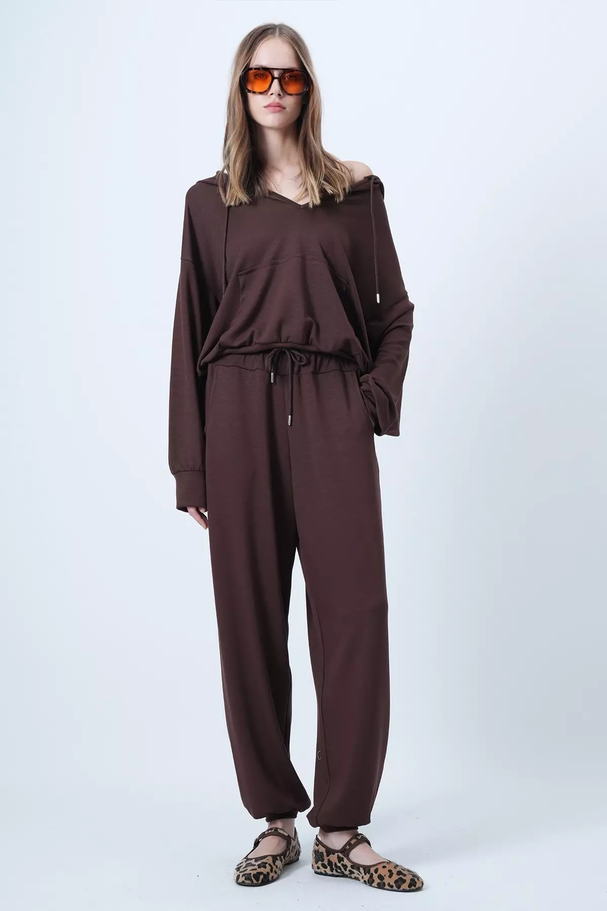 Brown Hooded V-Neck Oversize Modal Sweatshirt And Pants Set Alc-X14646
