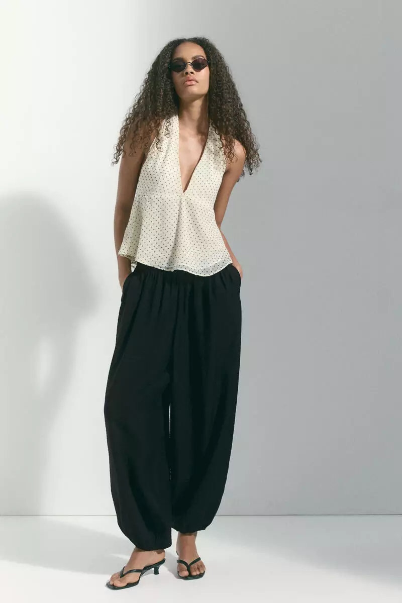 Balloon trousers