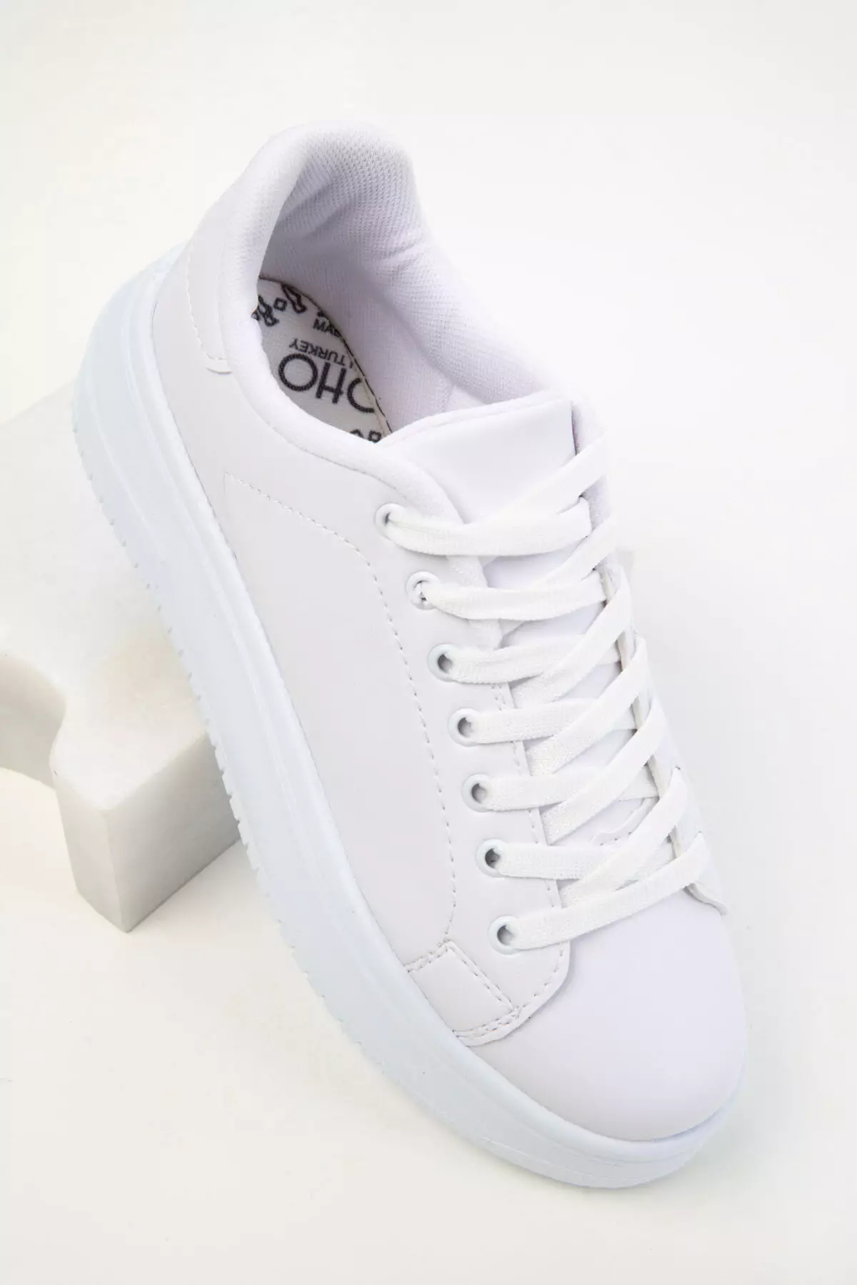 19683 Model White Women's Sneakers