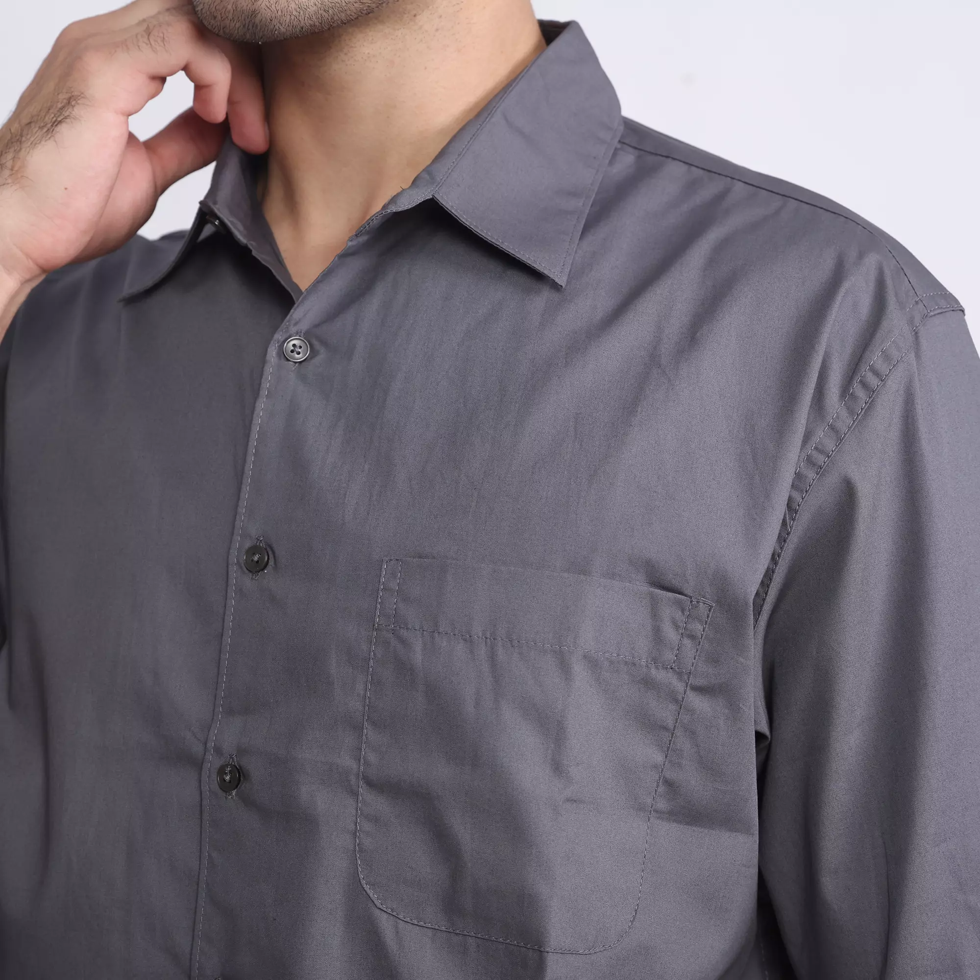 LARUSSO Kemeja Poplin Relax Fit Pria Lengan Pendek - Grey
