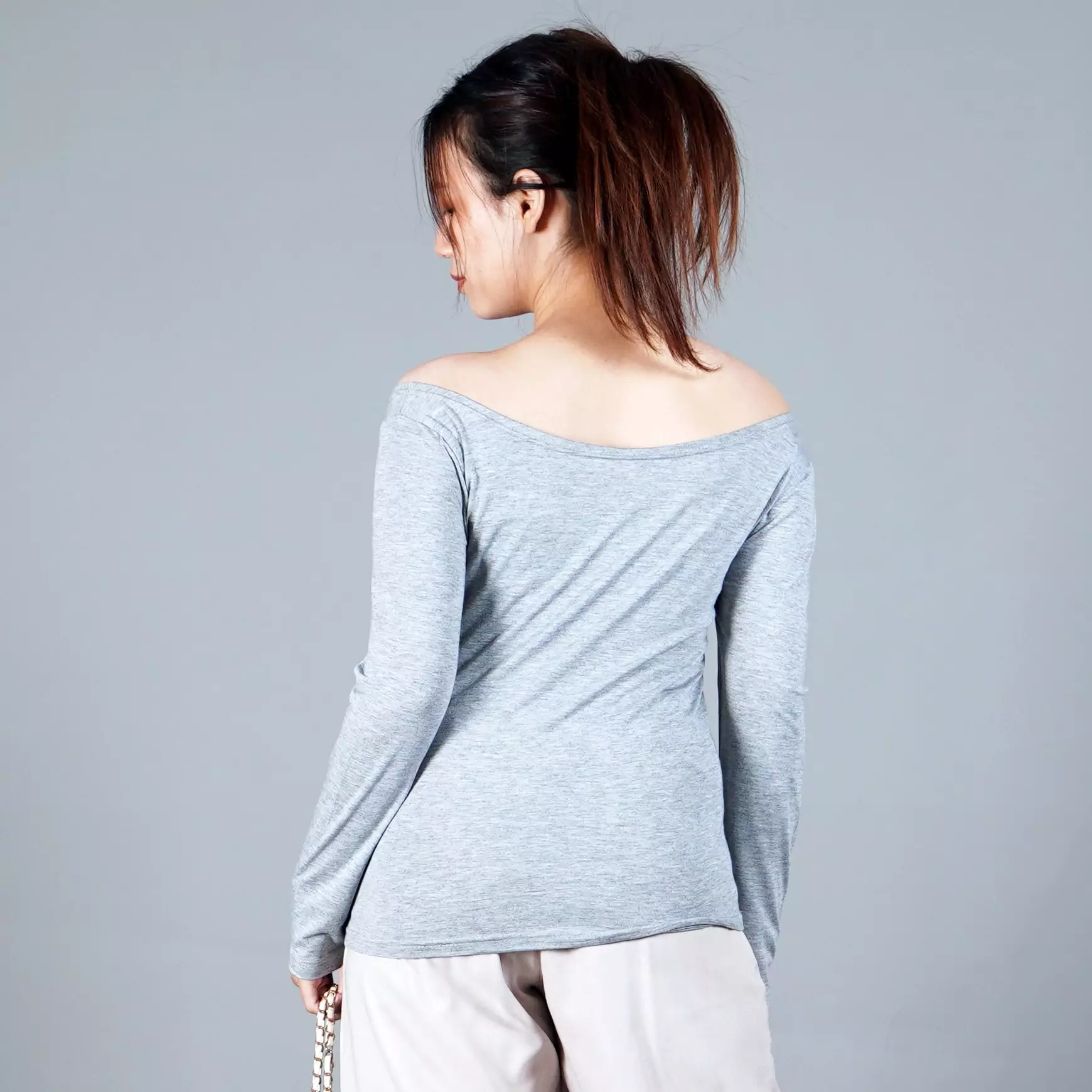 SABRINA Kaos Lengan Panjang Sabrina Top Korean Style Atasan Wanita Gaya Kore - ABU MUDA