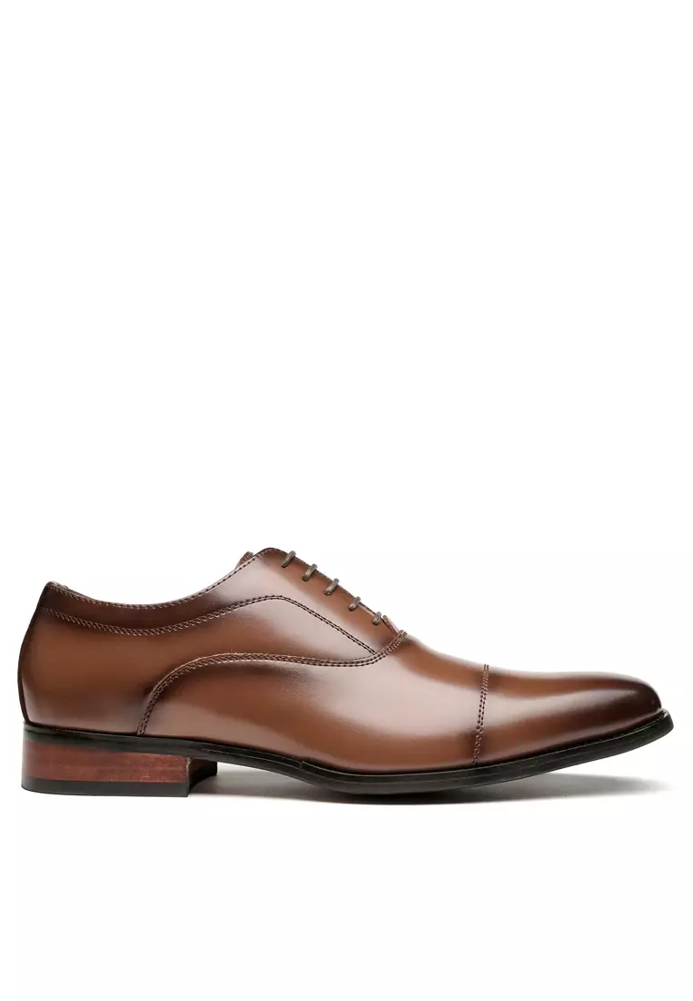 Discount on Twenty Eight Shoes  shoes - SKU: Leather Cap Toe Business Shoes Kb888-1