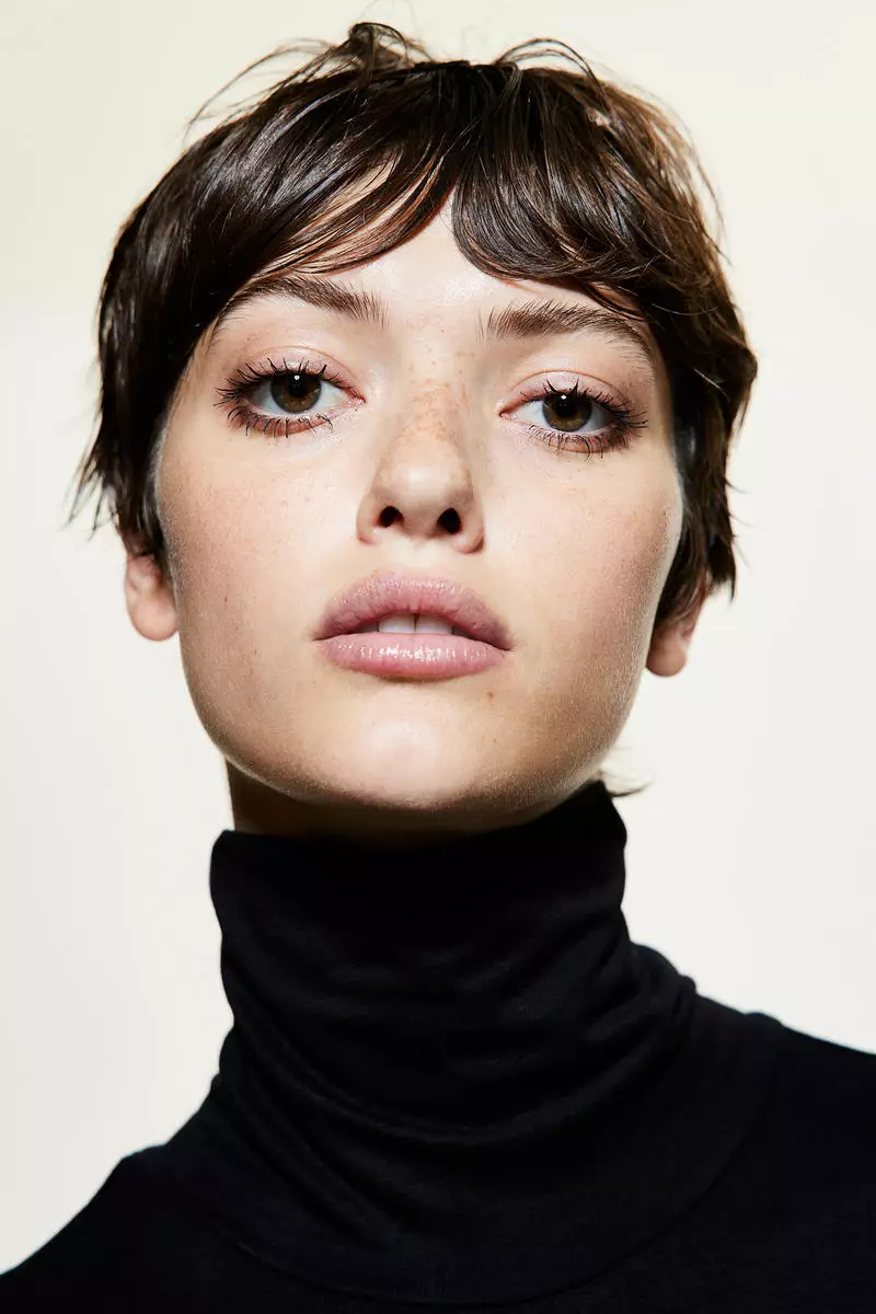 H&m mock neck top hotsell