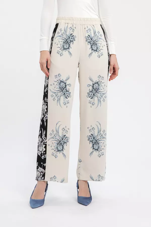 MINIMAL - Hasta - Kulot Motif Bunga - Black Warna Beige