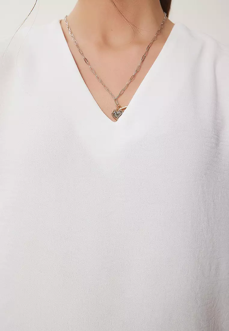 Sleeveless Ayrobin Blouse