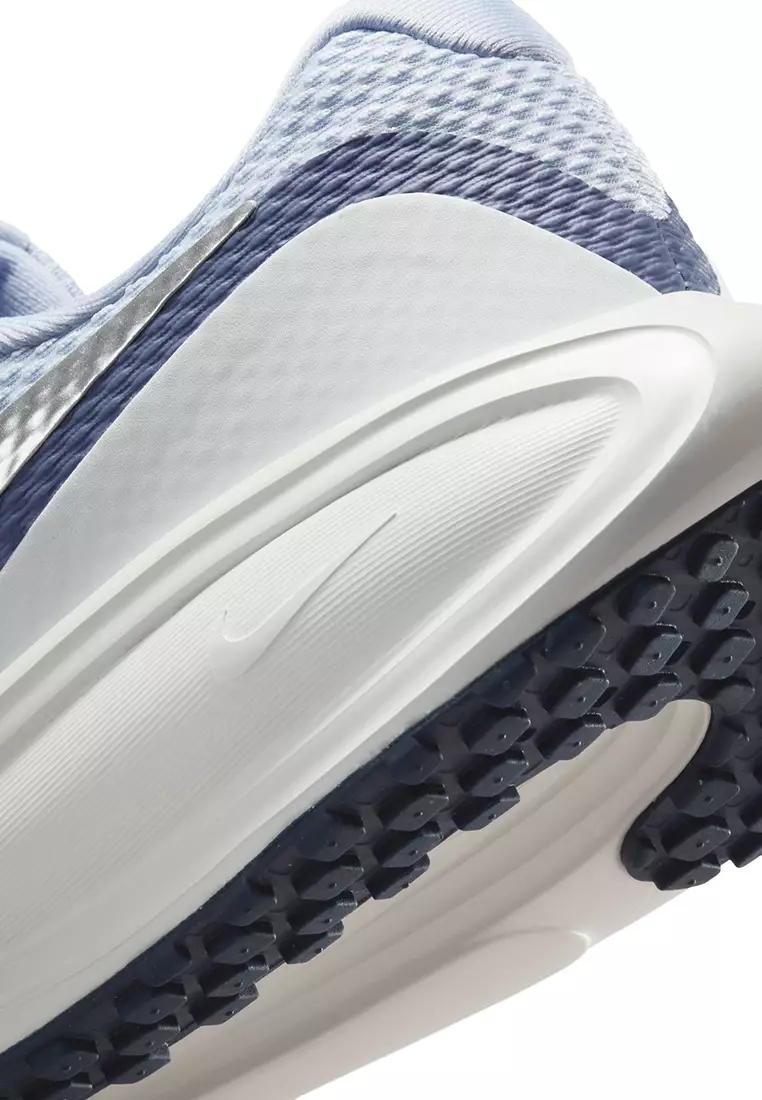 Revolution 8 Shoes