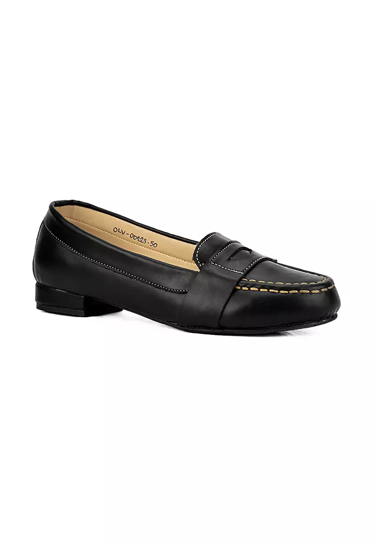 Discount on Cardam's Lifestyle  shoes - SKU: Eclc Olv 00223 Black Women Loafers