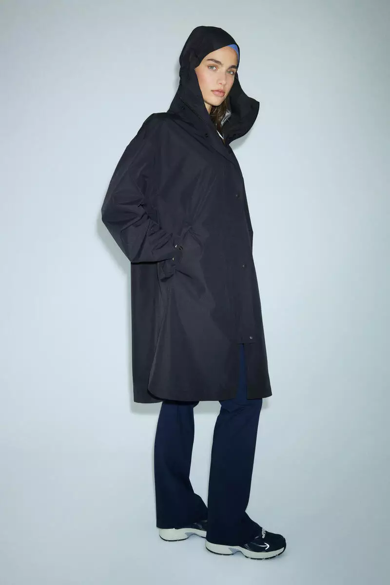 Rain parka with StormMove™