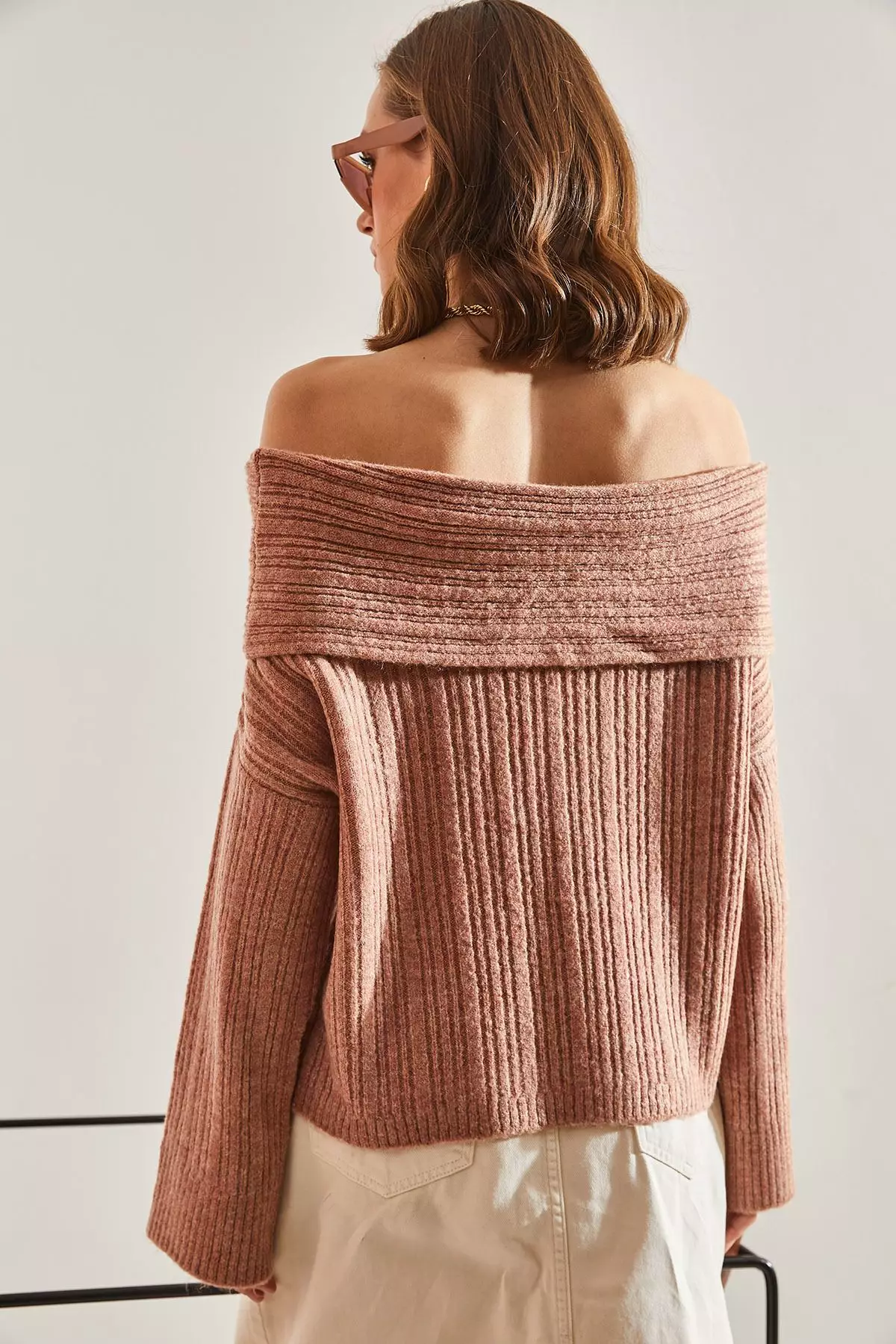 Women's Ruffle Collar Sweater