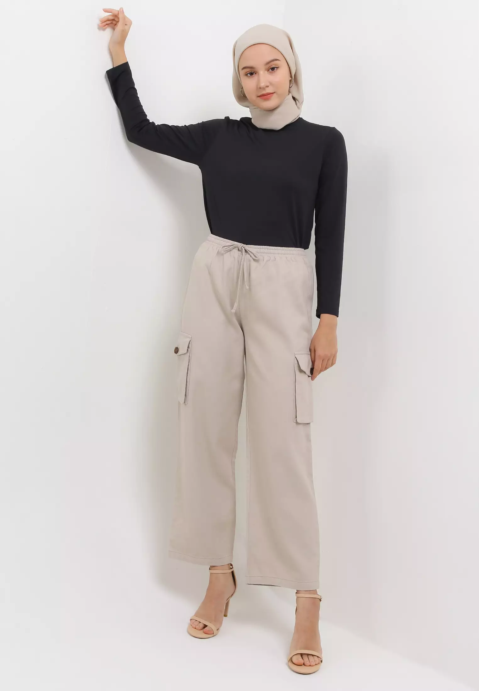 MFMW Ladefaro Celana Panjang Cargo Light Beige